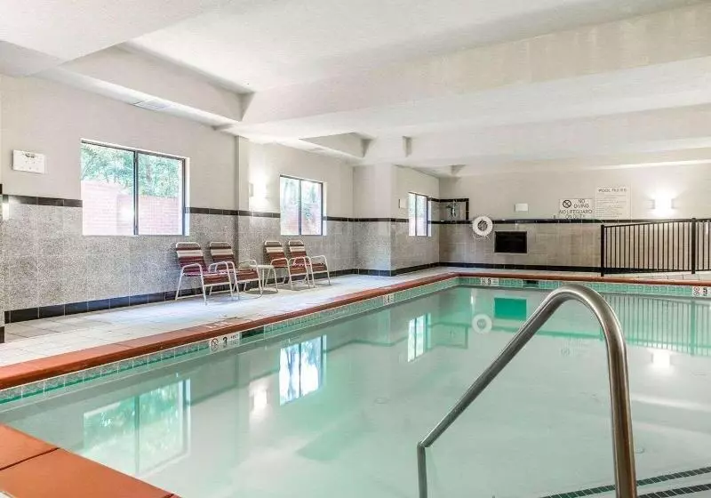 호텔 Comfort Suites Morrow Atlanta South