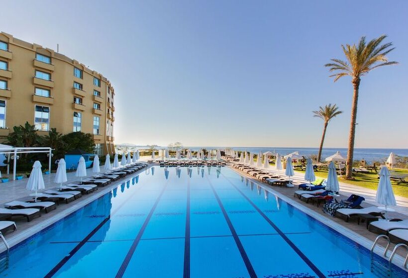 Merit Park Hotel Casino & Spa