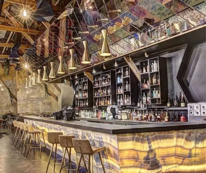 Merit Park Hotel Casino & Spa