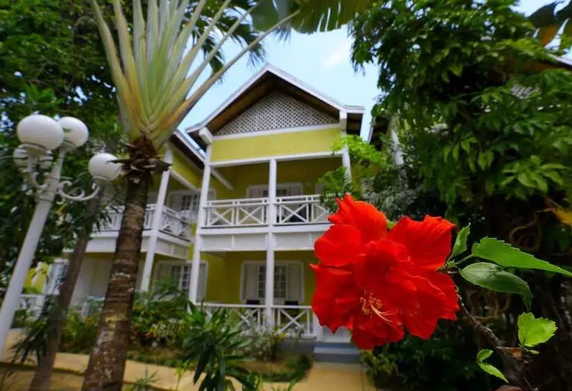 Hôtel Merrils Beach Resort Ii