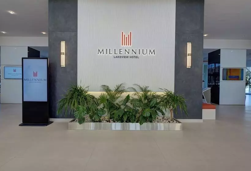 هتل Millennium Lakeview