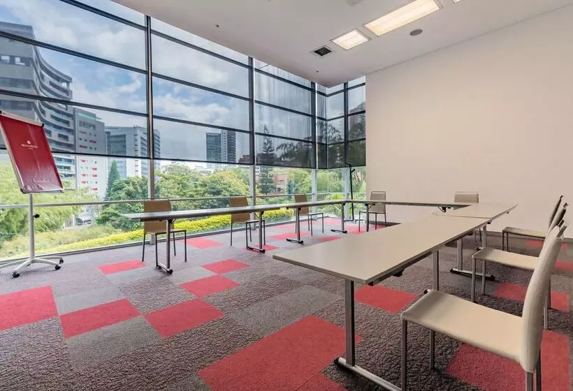 هتل NH Collection Medellin Royal