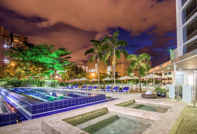 בית מלון כפרי NH Collection Medellin Royal