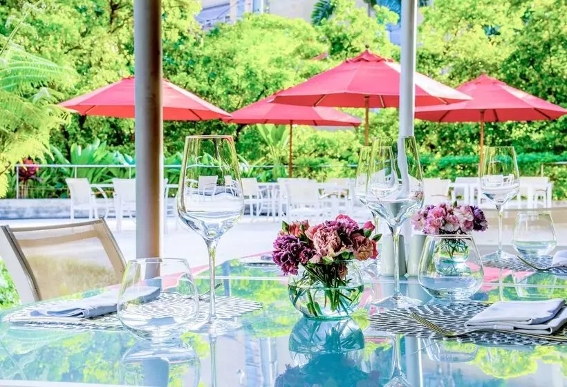 هتل NH Collection Medellin Royal