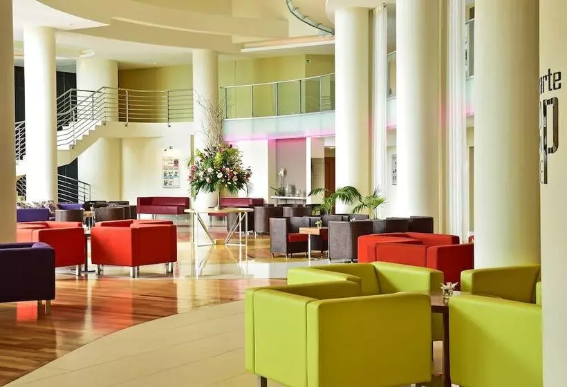 호텔 Pestana Promenade Ocean Resort