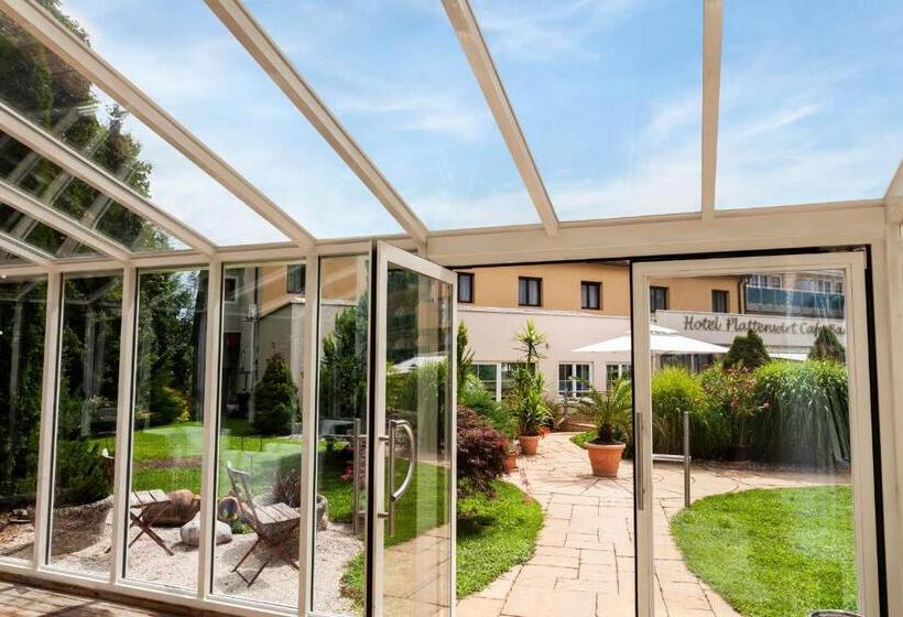 Отель Plattenwirt