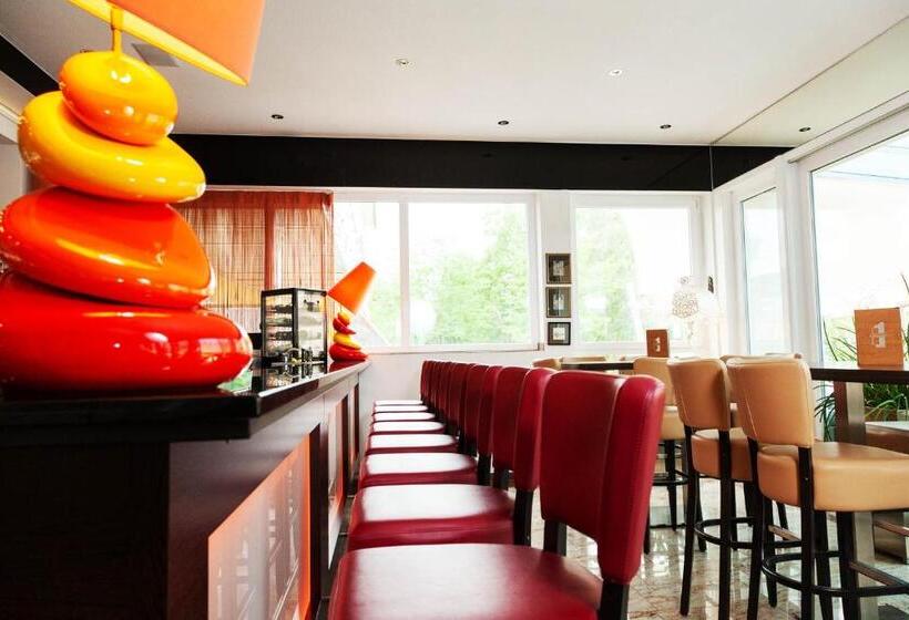 Отель Plattenwirt