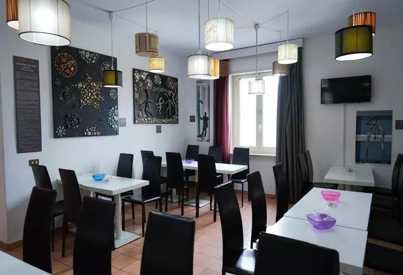 ホテル Roma Room