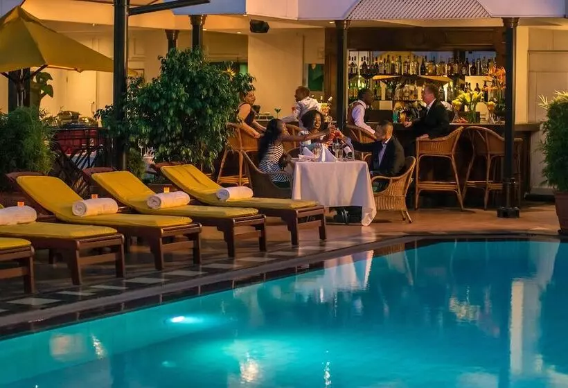 هتل Sarova Stanley