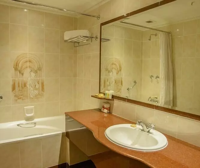 هتل Sarova Stanley