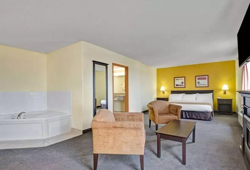 בית מלון כפרי Super 8 By Wyndham Barrie South