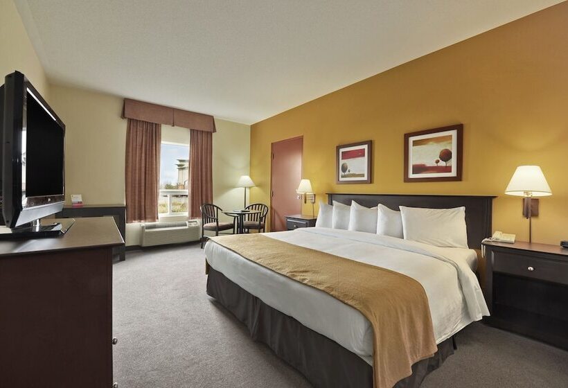 Отель Super 8 By Wyndham Barrie South