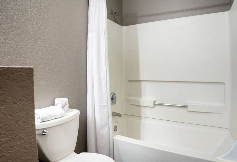 فندق The Infusion Beach Club