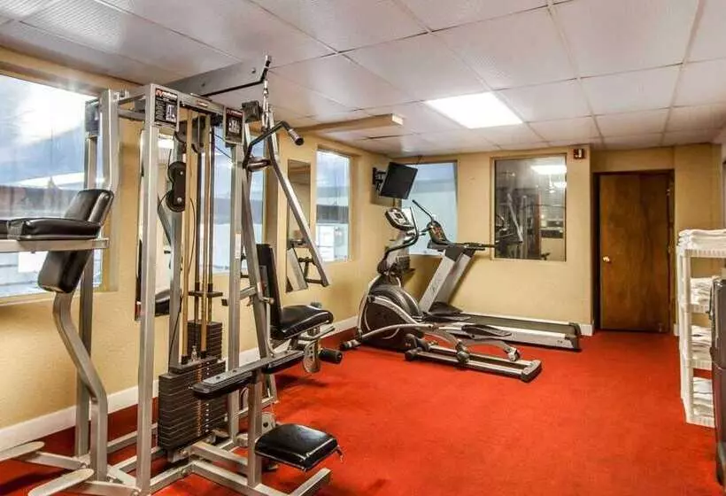 בית מלון כפרי Wingate By Wyndham Marietta Conference Center