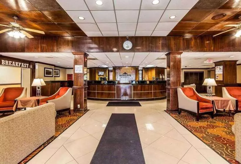 בית מלון כפרי Wingate By Wyndham Marietta Conference Center