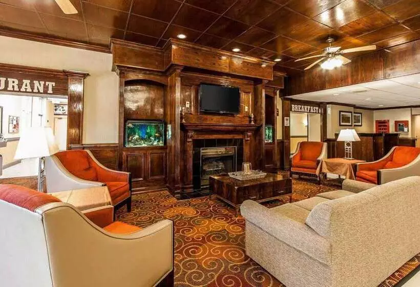 בית מלון כפרי Wingate By Wyndham Marietta Conference Center