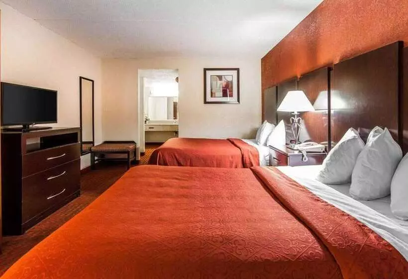 בית מלון כפרי Wingate By Wyndham Marietta Conference Center