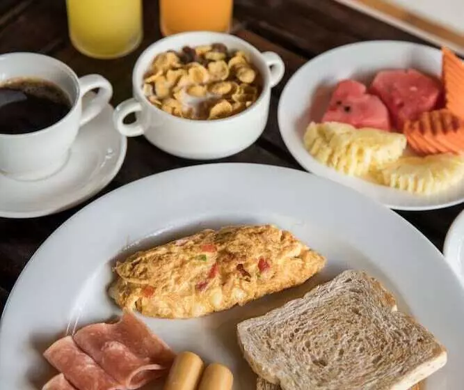 Kokotel Khao Lak Lighthouse