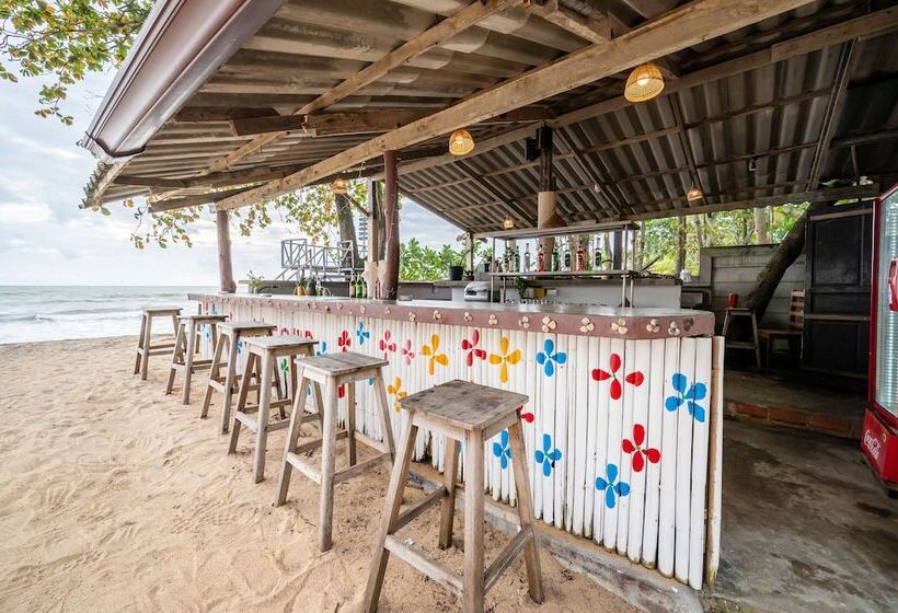 Kokotel Khao Lak Lighthouse