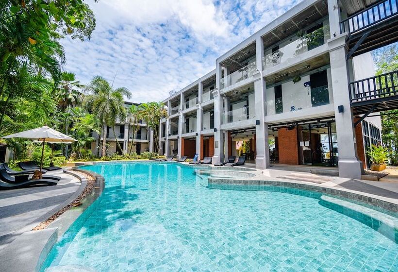 Kokotel Khao Lak Lighthouse