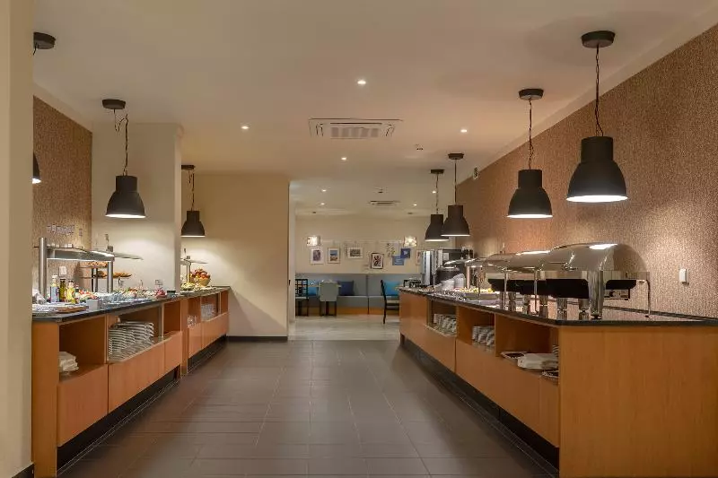 The Navigator Solaqua