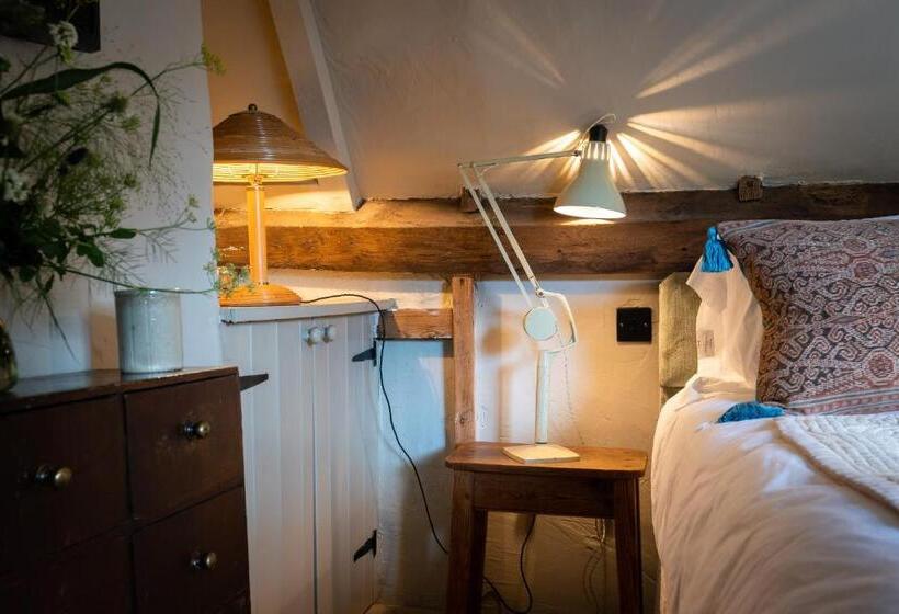 Общежитие Royal Oak Ramsden