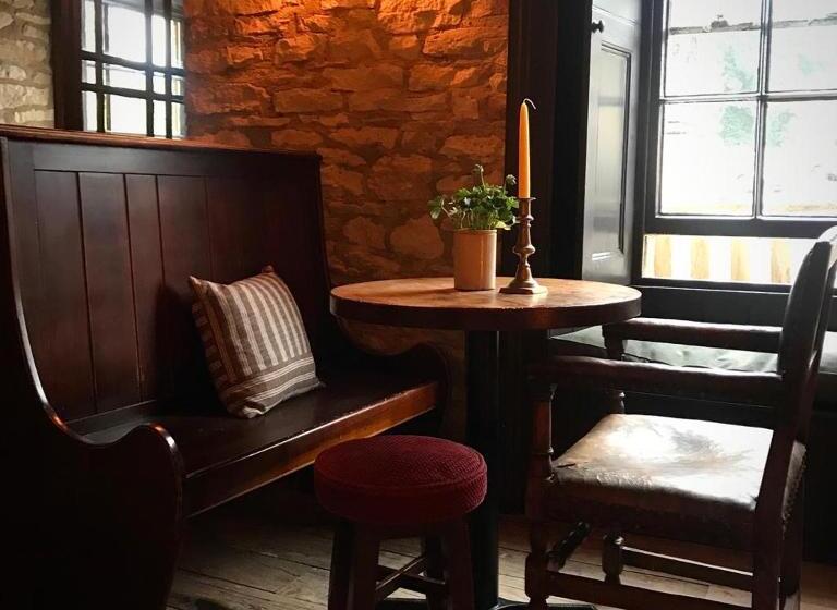 Общежитие Royal Oak Ramsden