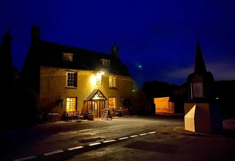 Общежитие Royal Oak Ramsden