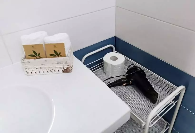 ベッドアンドブレックファースト Affittacamere Angelica