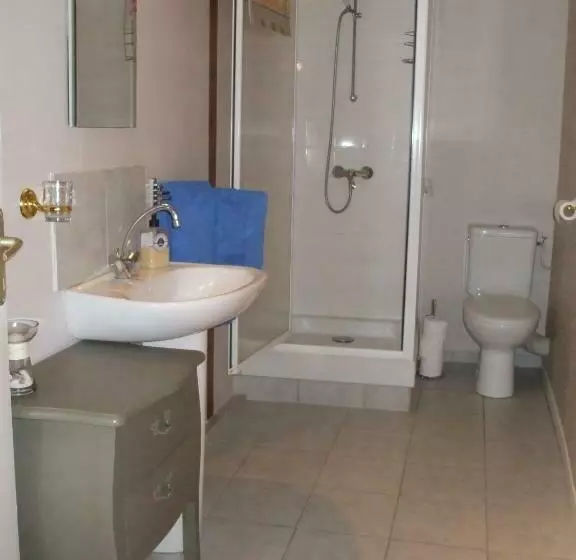 Bed And Breakfast Dunroamin