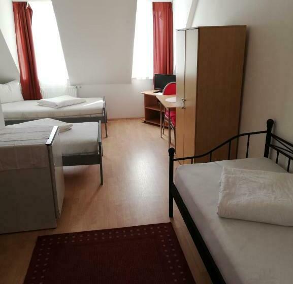 住宿加早餐  Pension Feldschlössl