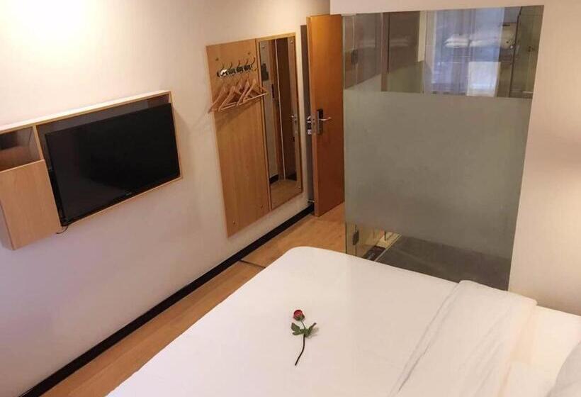 בית מלון כפרי 7days Premium Nanjing Xinjiekou Zhangfu Garden Metro Station