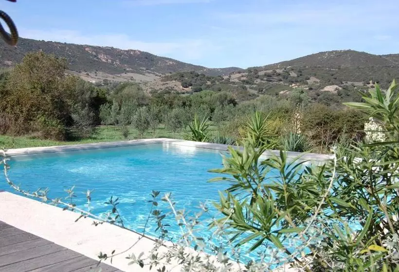 هتل Agriturismo L Aglientu B&b