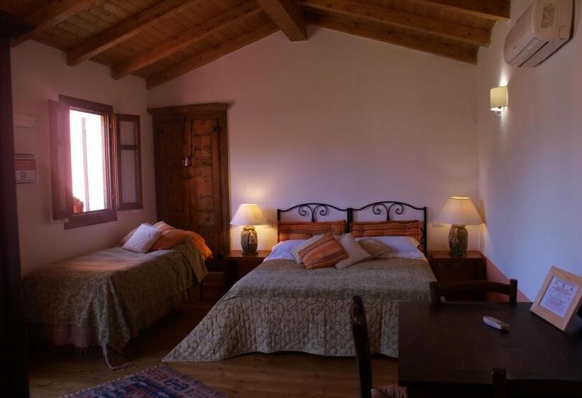בית מלון כפרי Agriturismo L Aglientu B&b