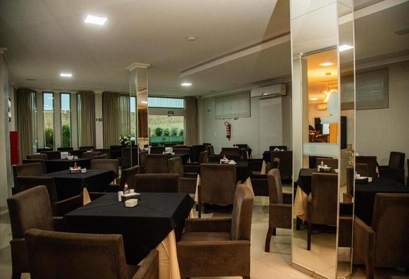 Dallas Hotel Premium