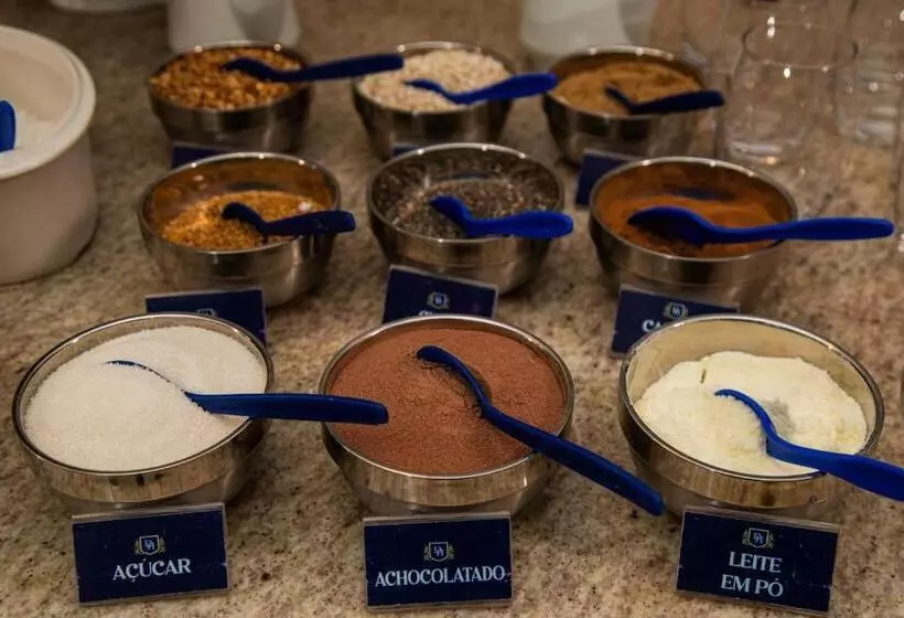 Dallas Hotel Premium