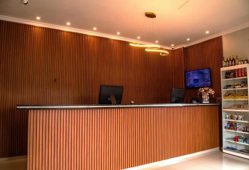 Dallas Hotel Premium