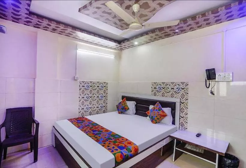 هتل Fabexpress Kanha Dham