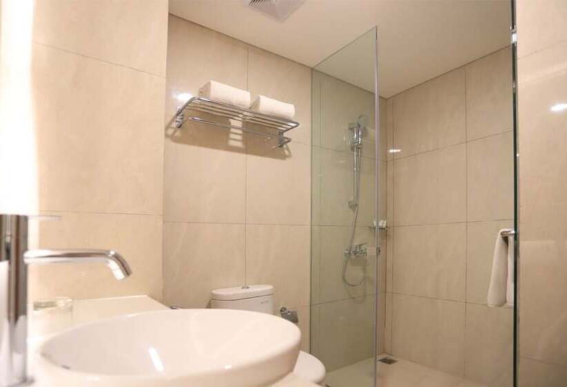 Otel Luxury Inn Arion