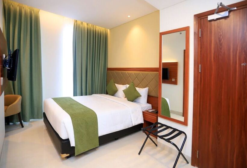 Otel Luxury Inn Arion