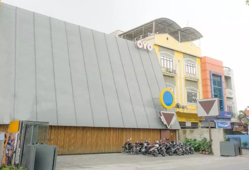 ホテル Oyo 2626 Syariah Harmoni Residence