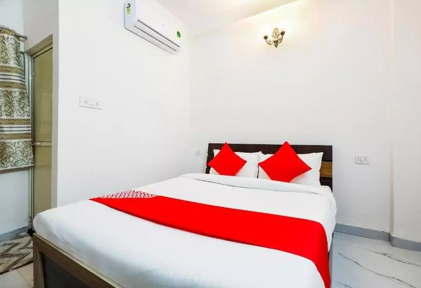 Hotel Oyo 65977  Expression