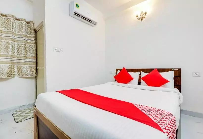 Hotel Oyo 65977  Expression