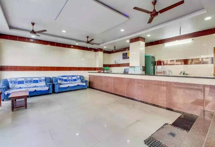 ホテル O Srinivasa Residency