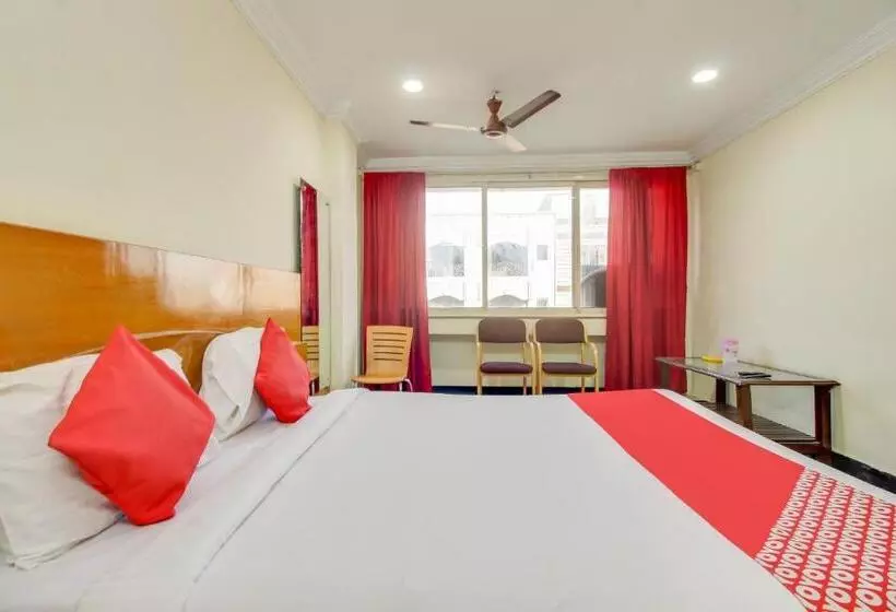 ホテル O Srinivasa Residency