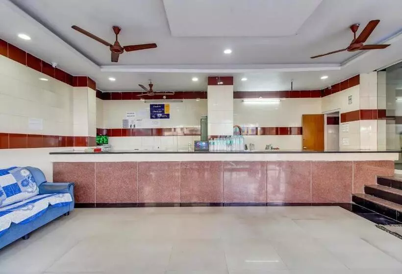 ホテル O Srinivasa Residency