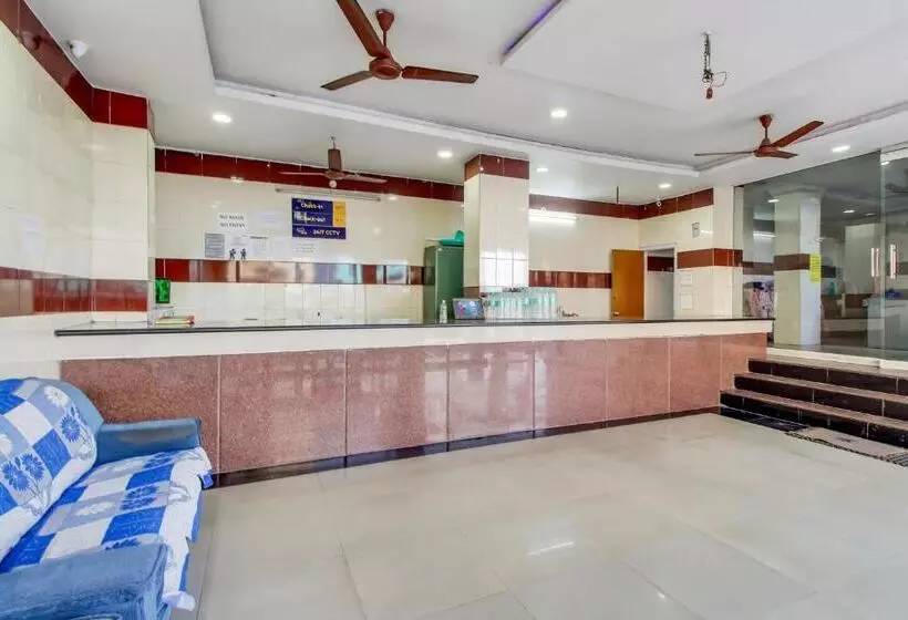 ホテル O Srinivasa Residency