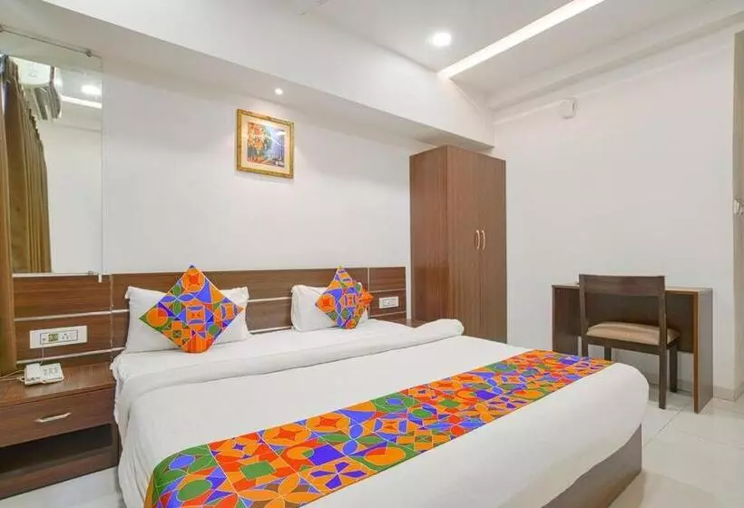 Hotelli Regal Regency