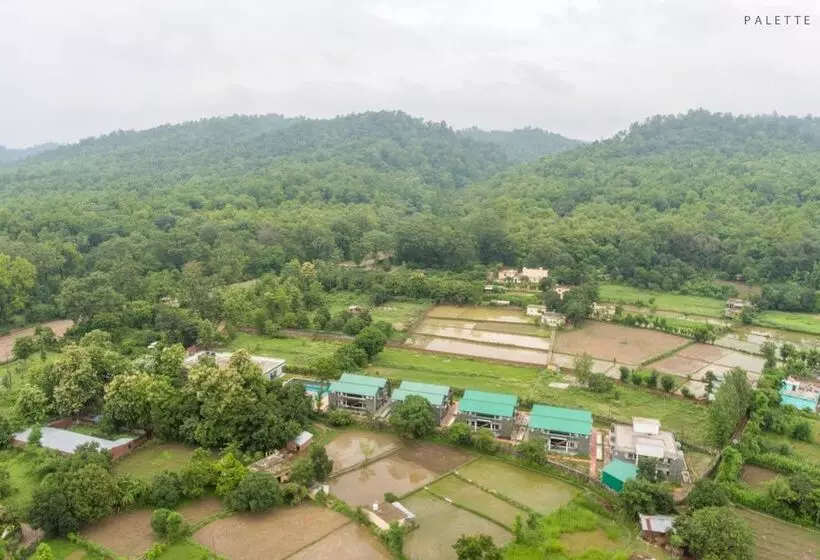 Hotelli The Cloyster Resort And Spa