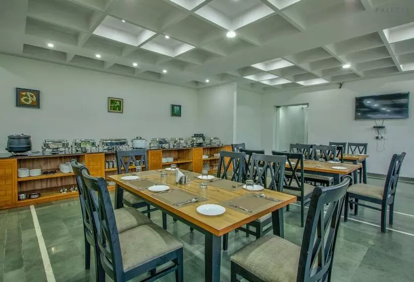 Hotelli The Cloyster Resort And Spa